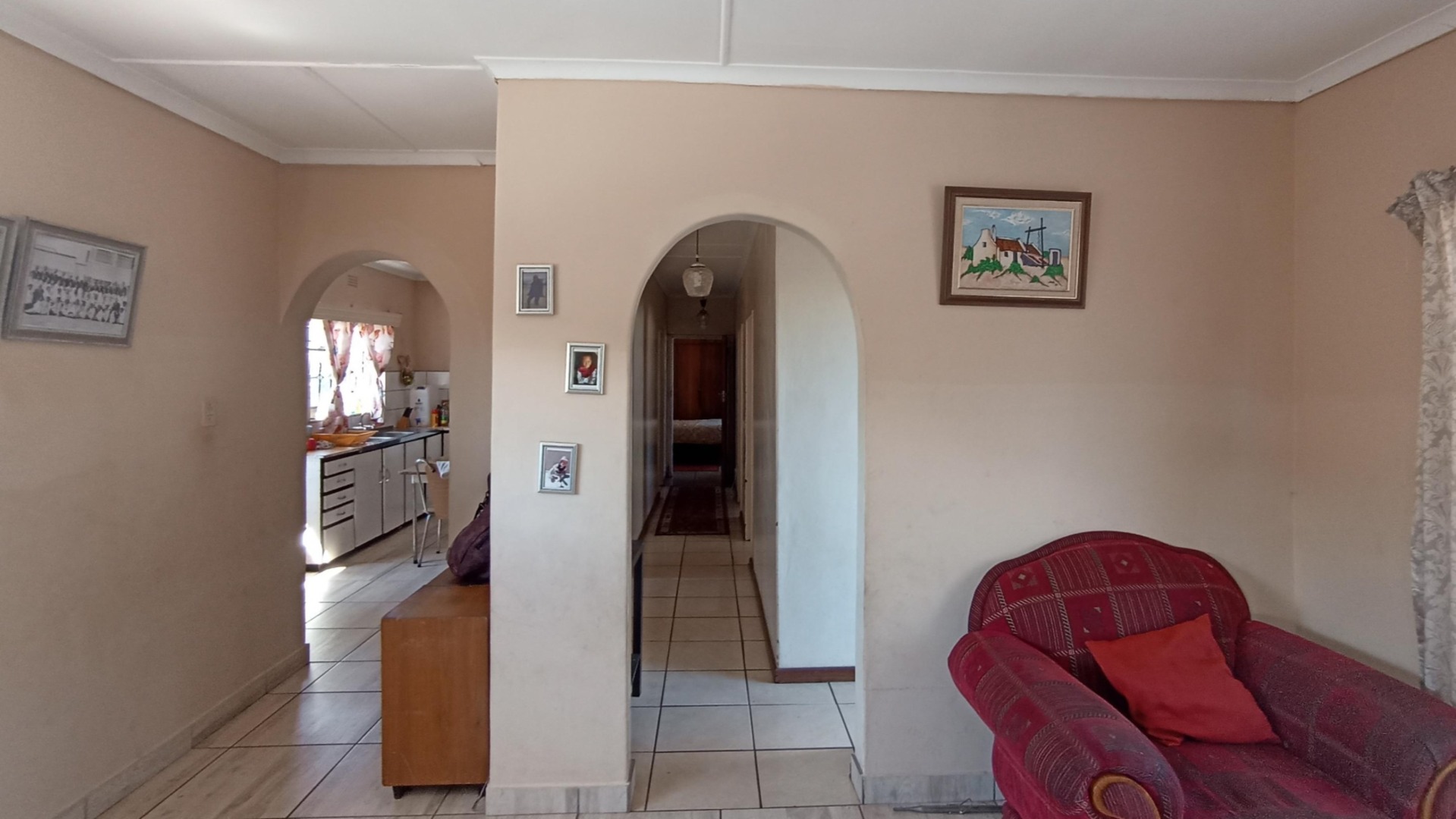 3 Bedroom Property for Sale in Louwville Western Cape